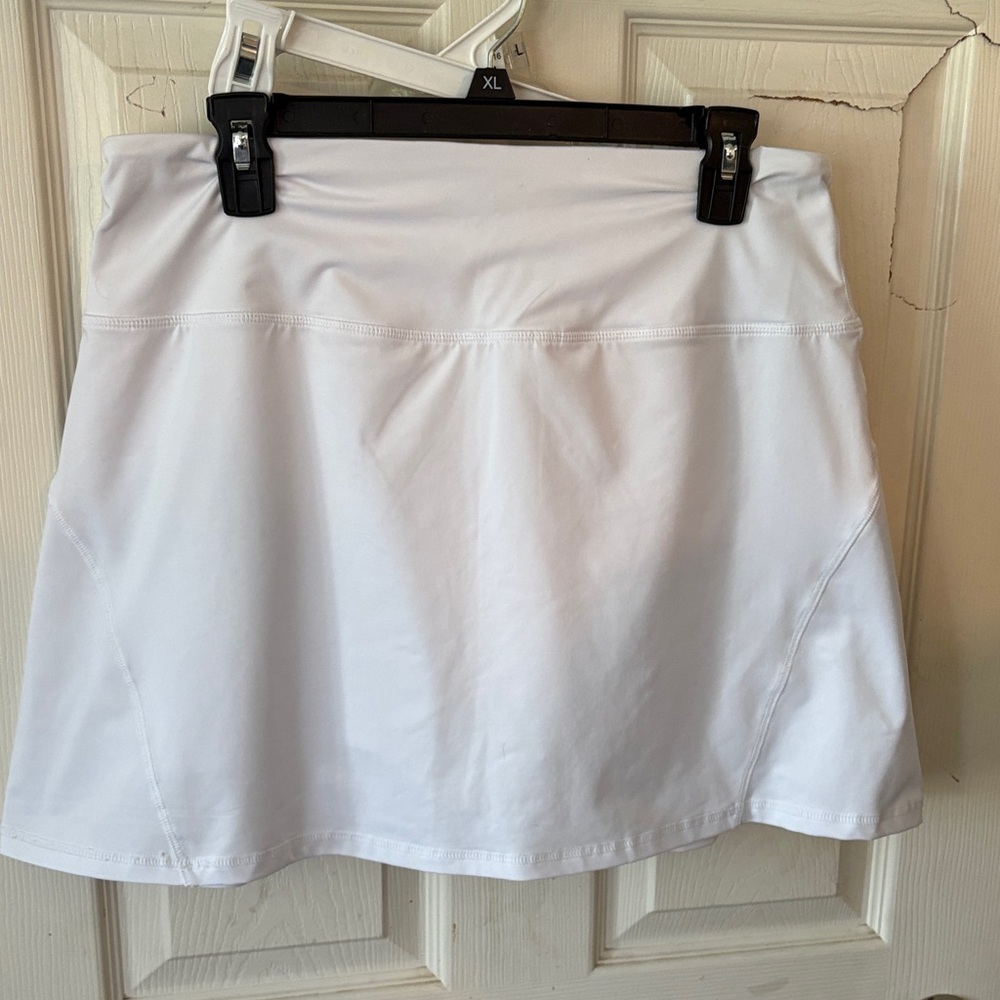 Athletic White Skirt. Size XL